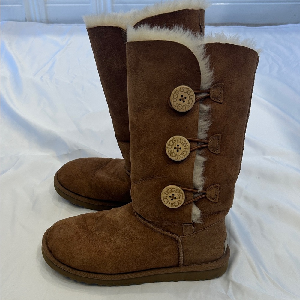UGG Brown Button-Detail Winter Boots